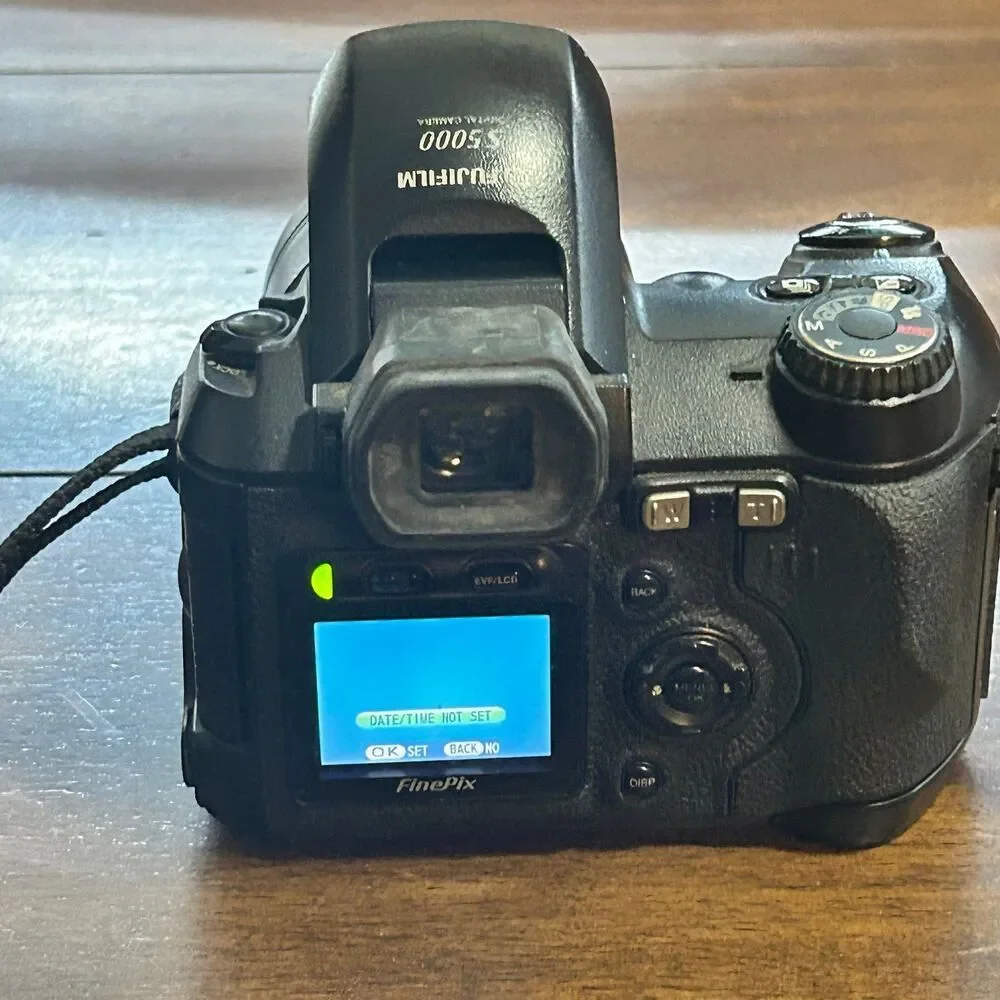 Fujifilm S 5000 Finepix Digital Camera *tested*